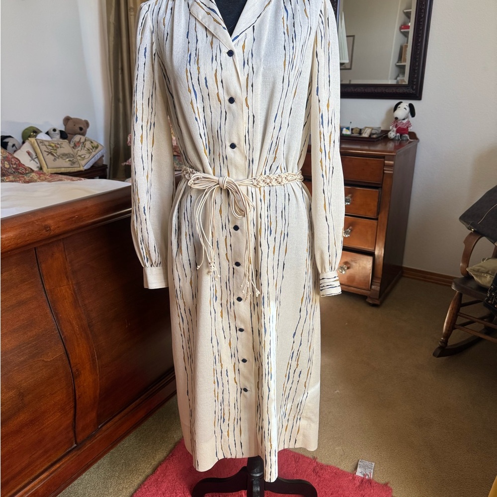 Home made custom fit linen print - Cream Long Sleeve Buttoned Shirt Dress
